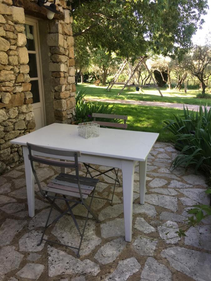 Les Olivettes Le Mazet Bed & Breakfast Uzes Exterior photo